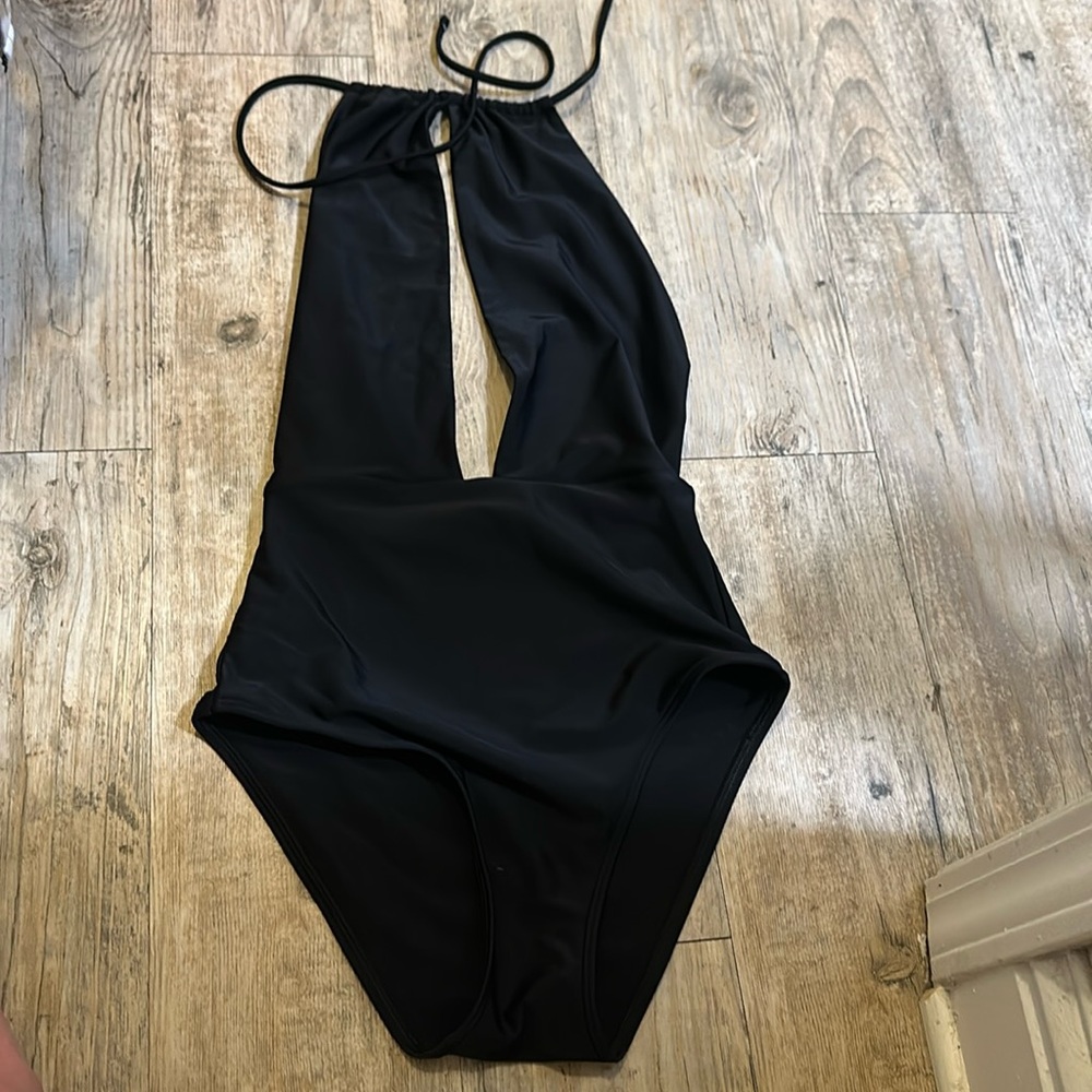 No tag aerie xs or small long torso black swimsuit. Will most be a xs